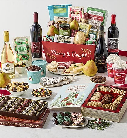 Colossal Christmas Basket with Wine