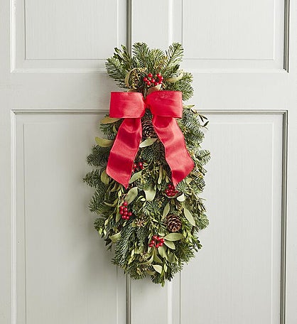 Holiday Boxwood Swag