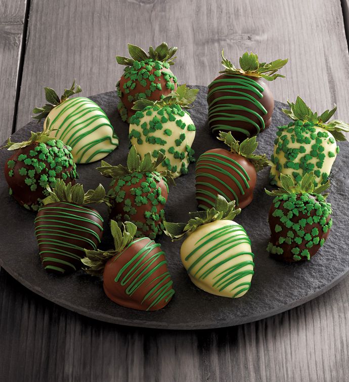 St. Patrick's Day Chocolate Covered Strawberries