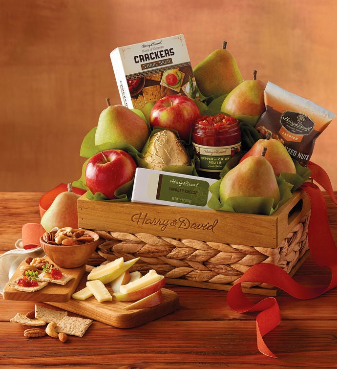 Deluxe Signature Gift Basket from HARRYANDDAVID.COM