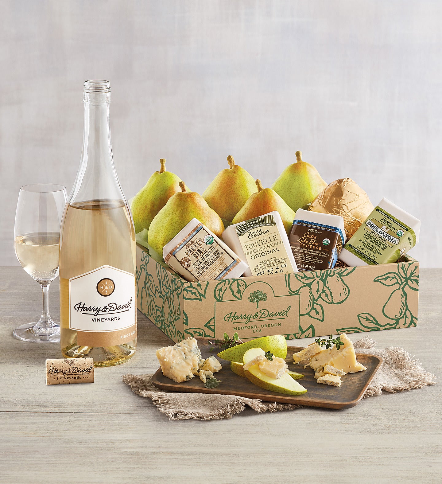 Gifts :: Gift set Glorious goat with cheese dips - Dutch Cheese Gifts and  Gouda Gift Baskets by Henri Willig