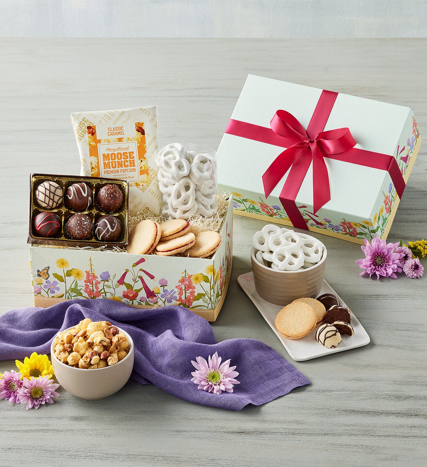 Gift boxes perfect for Mother's Day - YouTube