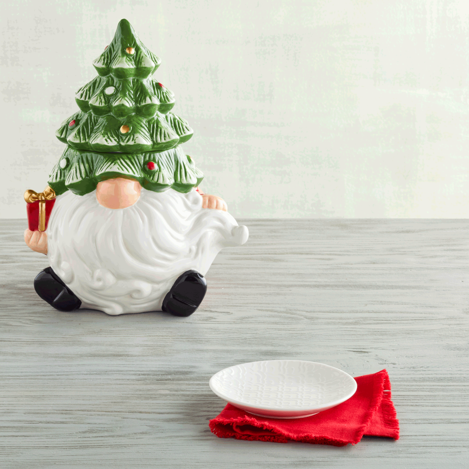 Gnome Cookie Jar with Cookies
