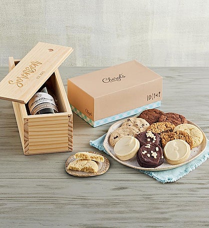 Ross Lane Red Blend and Cheryl's® Cookies with Personalized Wood Wine Box